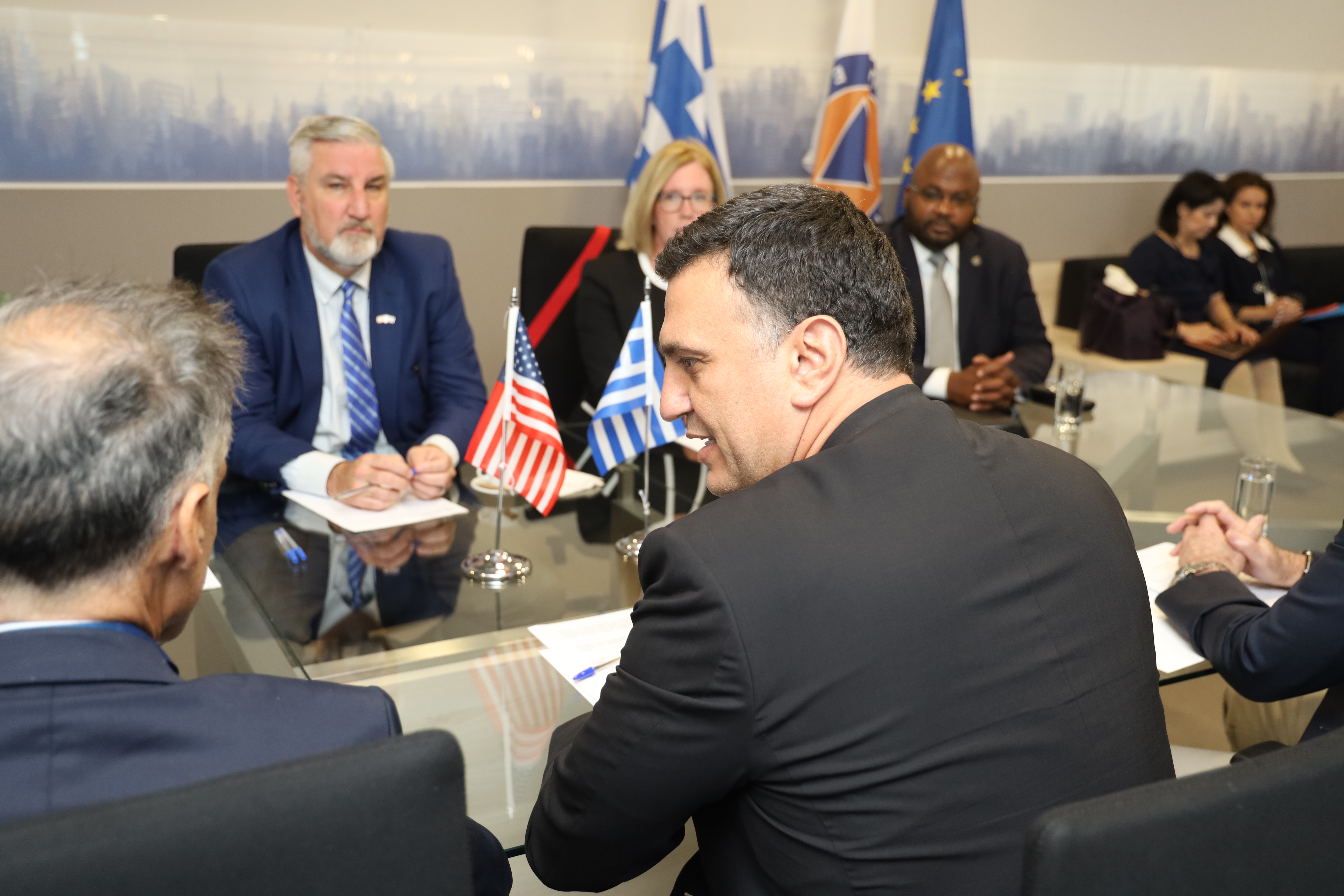 Συνάντηση Υπουργού Κλιματικής Κρίσης και Πολιτικής Προστασίας με Εκπροσώπους του Συμβουλίου Πολιτειακών Κυβερνήσεων των ΗΠΑ