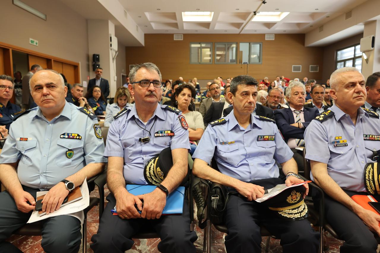 Ευρεία σύσκεψη υπό τον Υπουργό Κλιματικής Κρίσης και Πολιτικής Προστασίας Γιάννη Κεφαλογιάννη για την προετοιμασία της αντιπυρικής περιόδου στην Περιφέρεια ανατολικής Μακεδονίας κ Θράκης