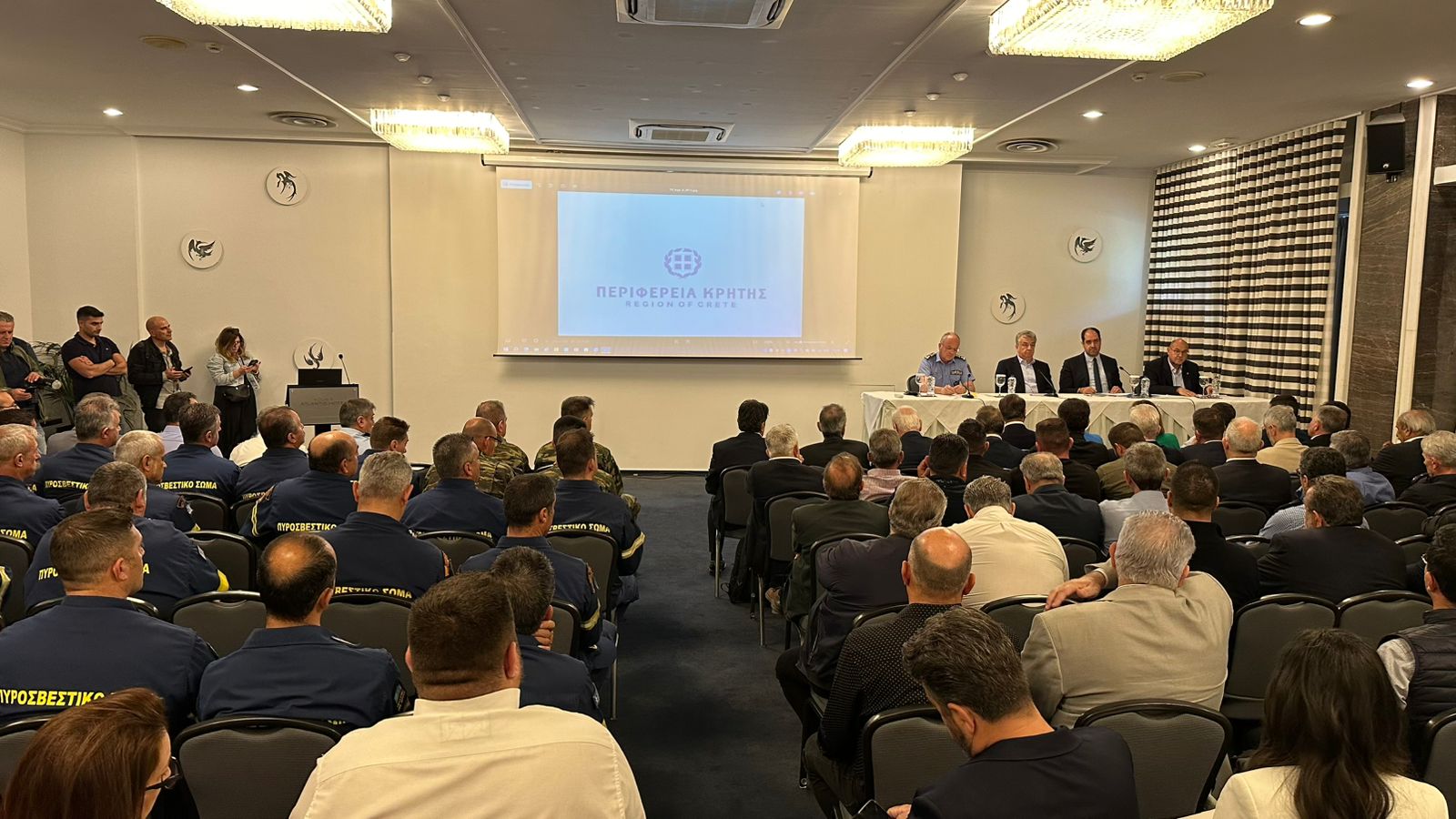 Ευρεία σύσκεψη υπό τον Υπουργό Κλιματικής Κρίσης και Πολιτικής Προστασίας Γιάννη Κεφαλογιάννη για την προετοιμασία της αντιπυρικής περιόδου στην Κρήτη