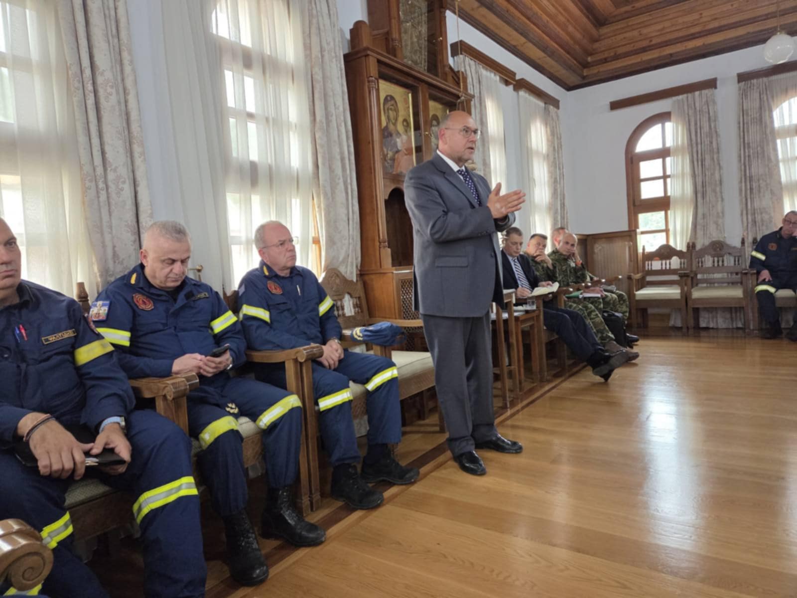 Ευρεία Σύσκεψη υπό τον Γενικό Γραμματέα Πολιτικής Προστασίας, Νίκο Παπαευσταθίου, για την αντιπυρική περίοδο στο Άγιο Όρος